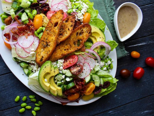 Farmhouse Salad with Fennel Vinaigrette Dressing